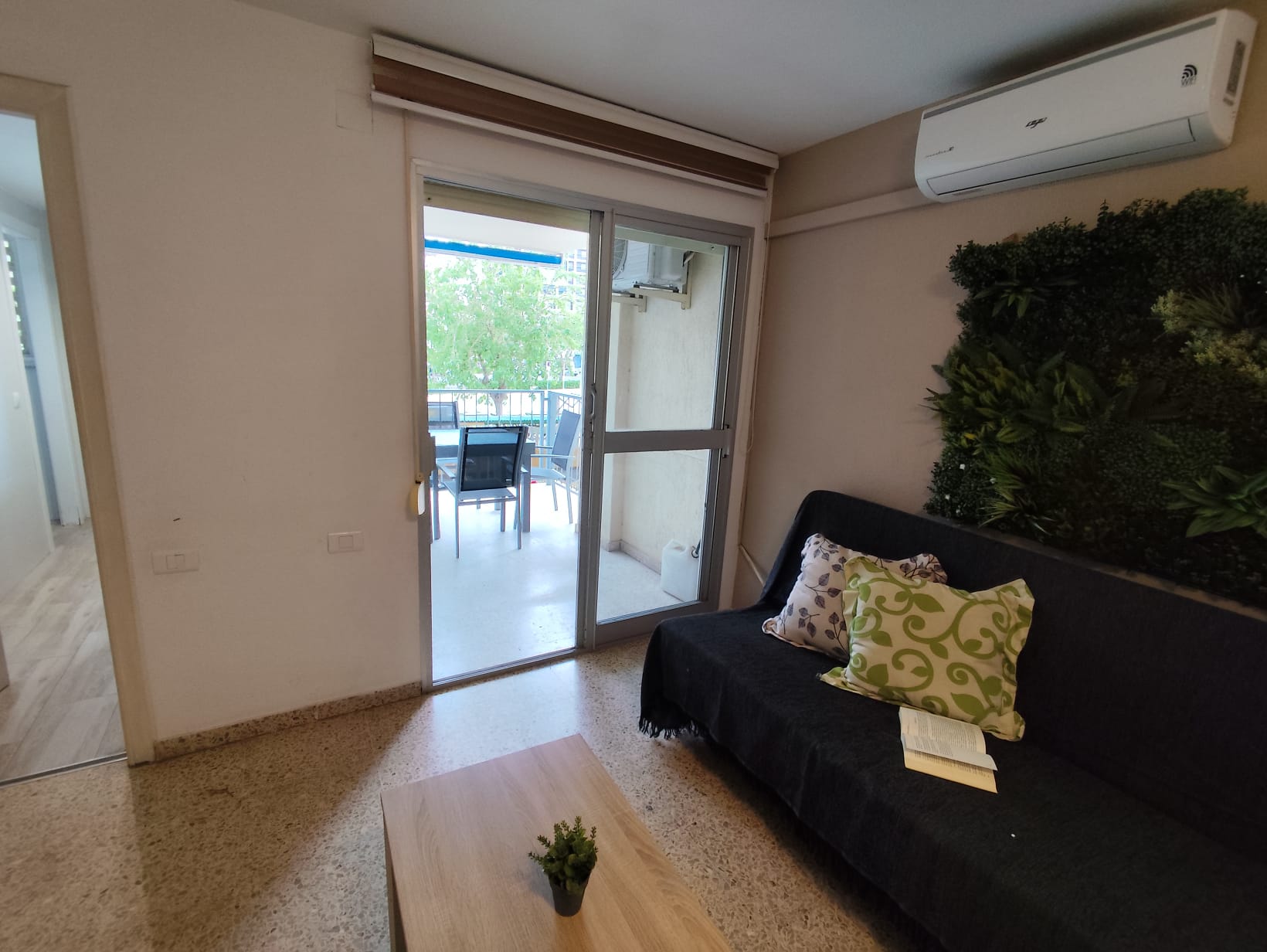 Foto de los apartamentos turísticos Oromar 1, de Milion Destiny, en Oropesa del Mar, Castellón.