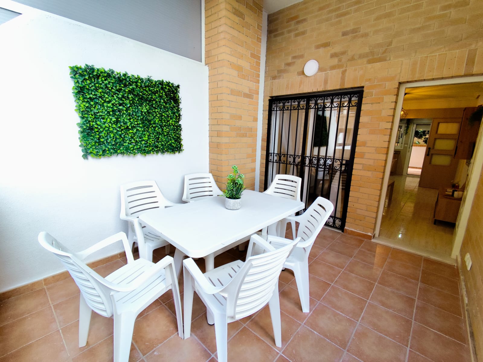 Foto de los apartamentos turísticos Costa Azahar, reformados, de Milion Destiny, en Oropesa del Mar, Castellón.