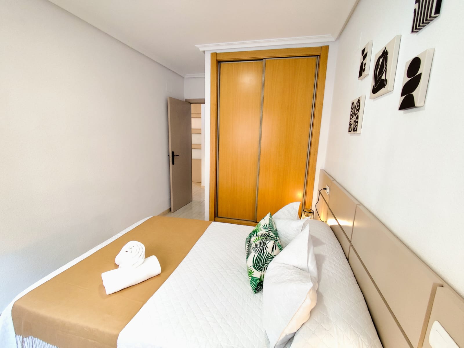 Foto de los apartamentos turísticos Costa Azahar, reformados, de Milion Destiny, en Oropesa del Mar, Castellón.