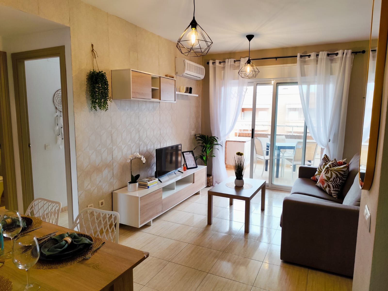 Foto de los apartamentos turísticos VistaMar, de Milion Destiny, en Oropesa del Mar, Castellón.