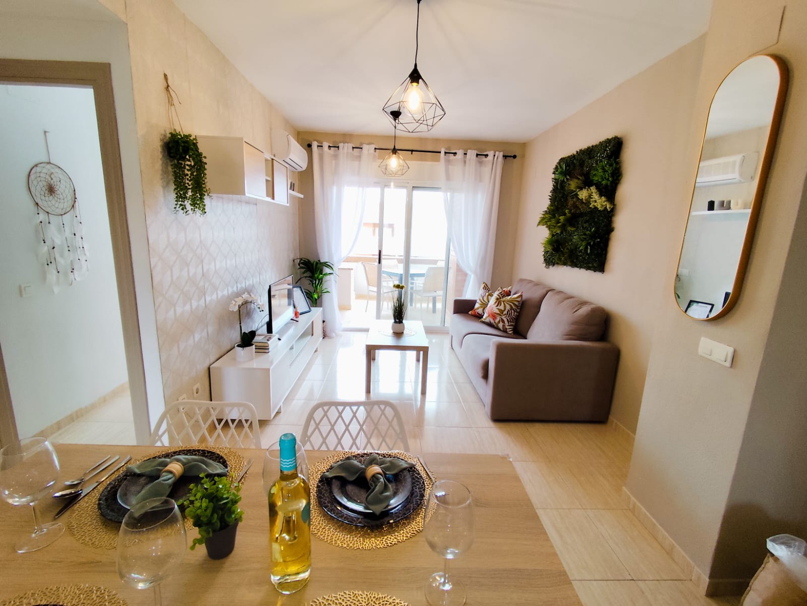 Foto de los apartamentos turísticos VistaMar, de Milion Destiny, en Oropesa del Mar, Castellón.