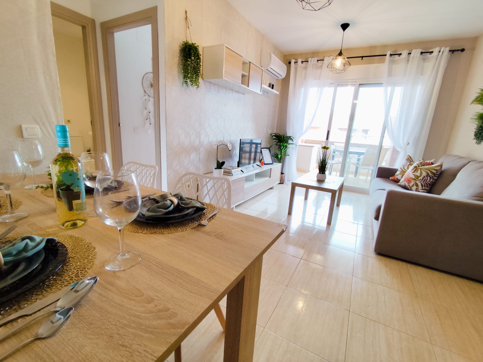 Foto de los apartamentos turísticos VistaMar, de Milion Destiny, en Oropesa del Mar, Castellón.