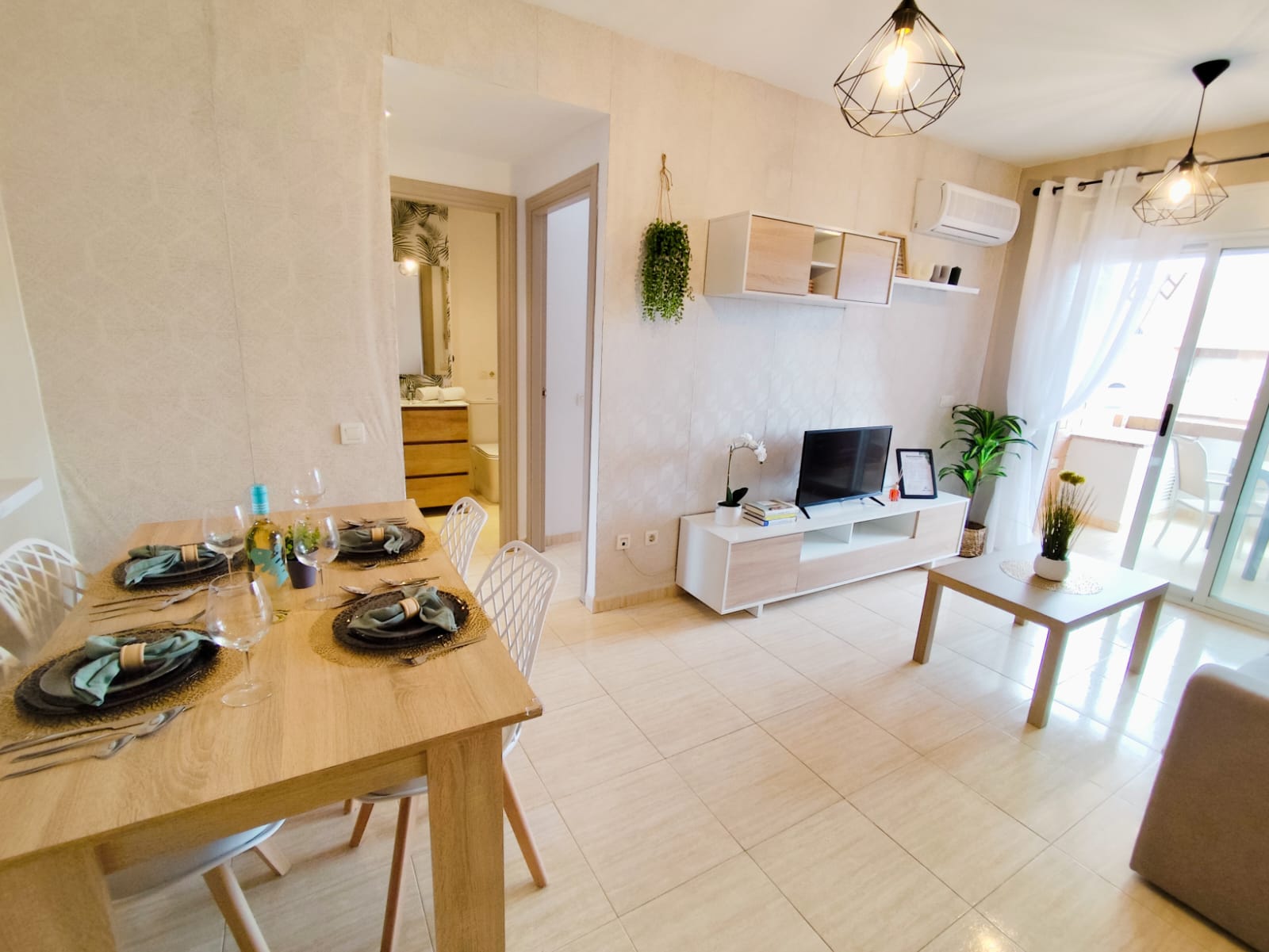 Foto de los apartamentos turísticos VistaMar, de Milion Destiny, en Oropesa del Mar, Castellón.