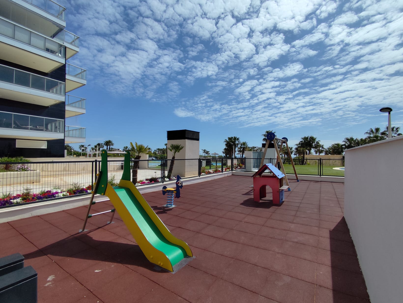 Foto de los apartamentos turísticos Ciudad Jardin F, de Milion Destiny, en Oropesa del Mar, Castellón.