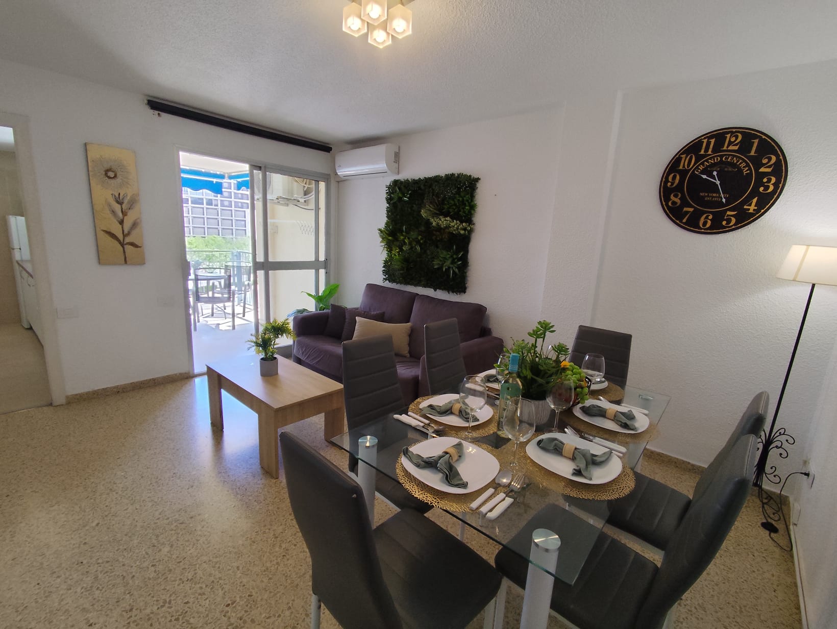 Foto de los apartamentos turísticos Oromar 3, de Milion Destiny, en Oropesa del Mar, Castellón.