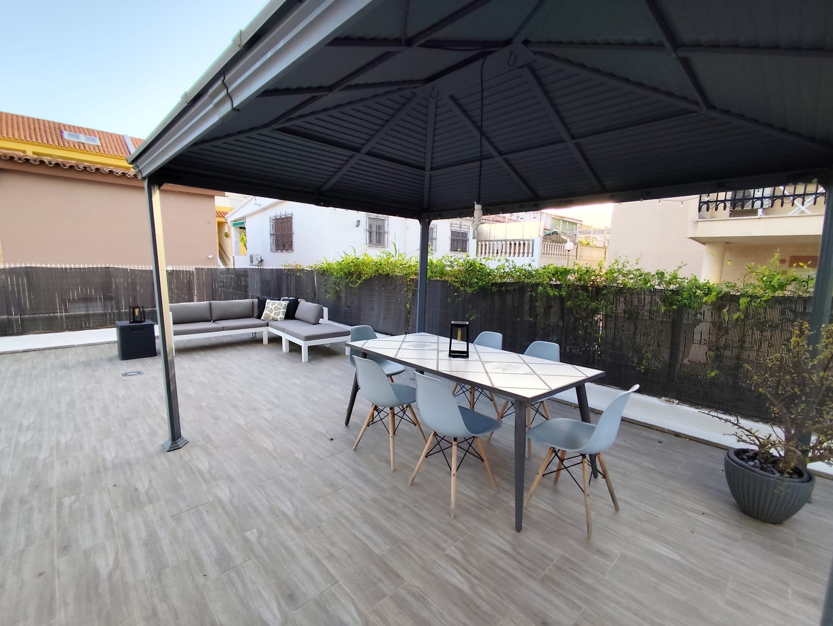 Foto de los apartamentos turísticos Mediterráneo, de Milion Destiny, en Oropesa del Mar, Castellón.
