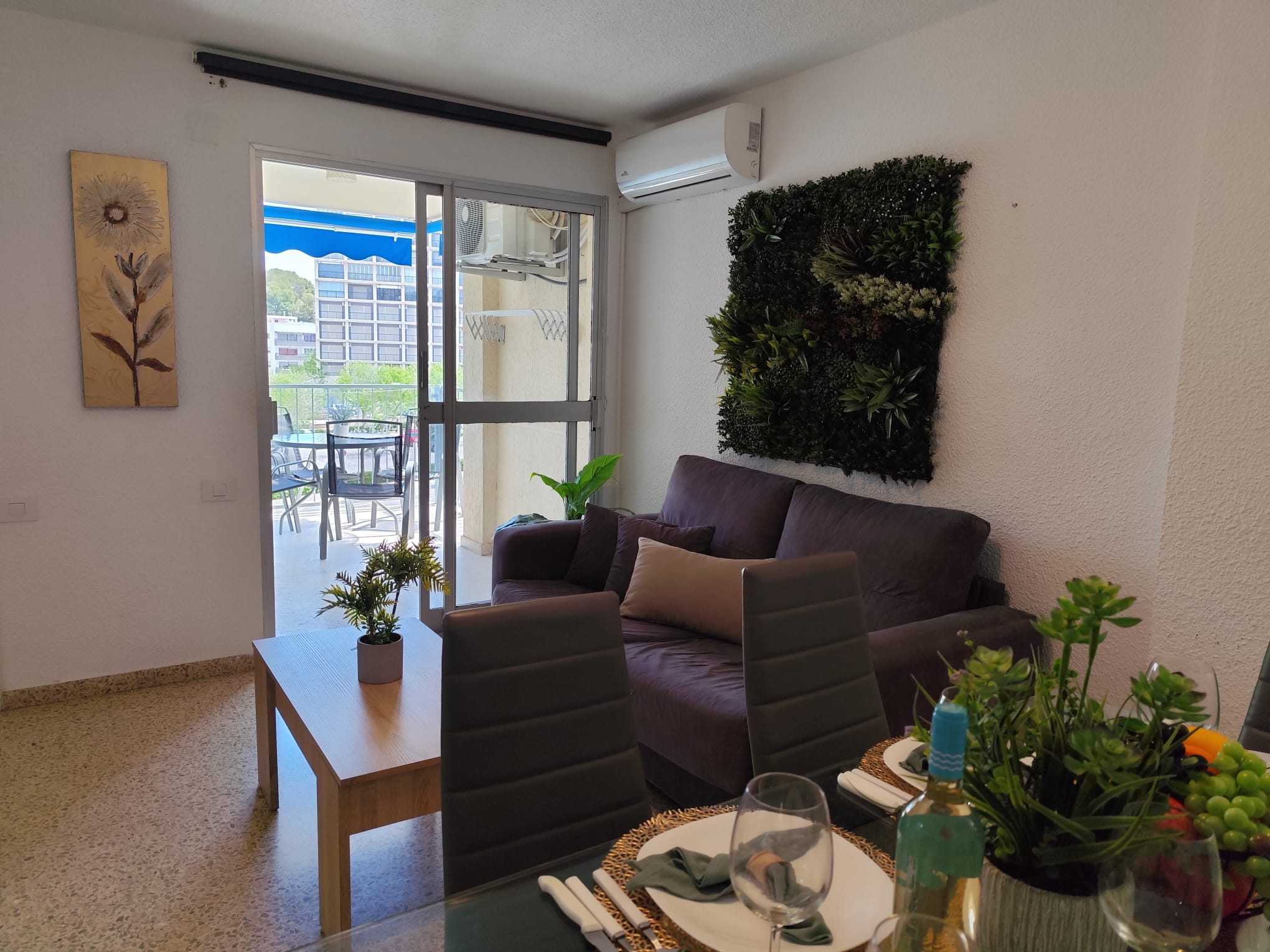 Foto de los apartamentos turísticos Oromar 3, de Milion Destiny, en Oropesa del Mar, Castellón.