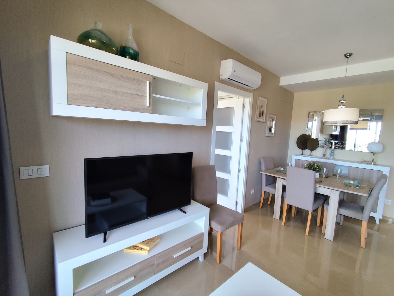 Foto de los apartamentos turísticos Ciudad Jardín 9, de Milion Destiny, en Oropesa del Mar, Castellón.