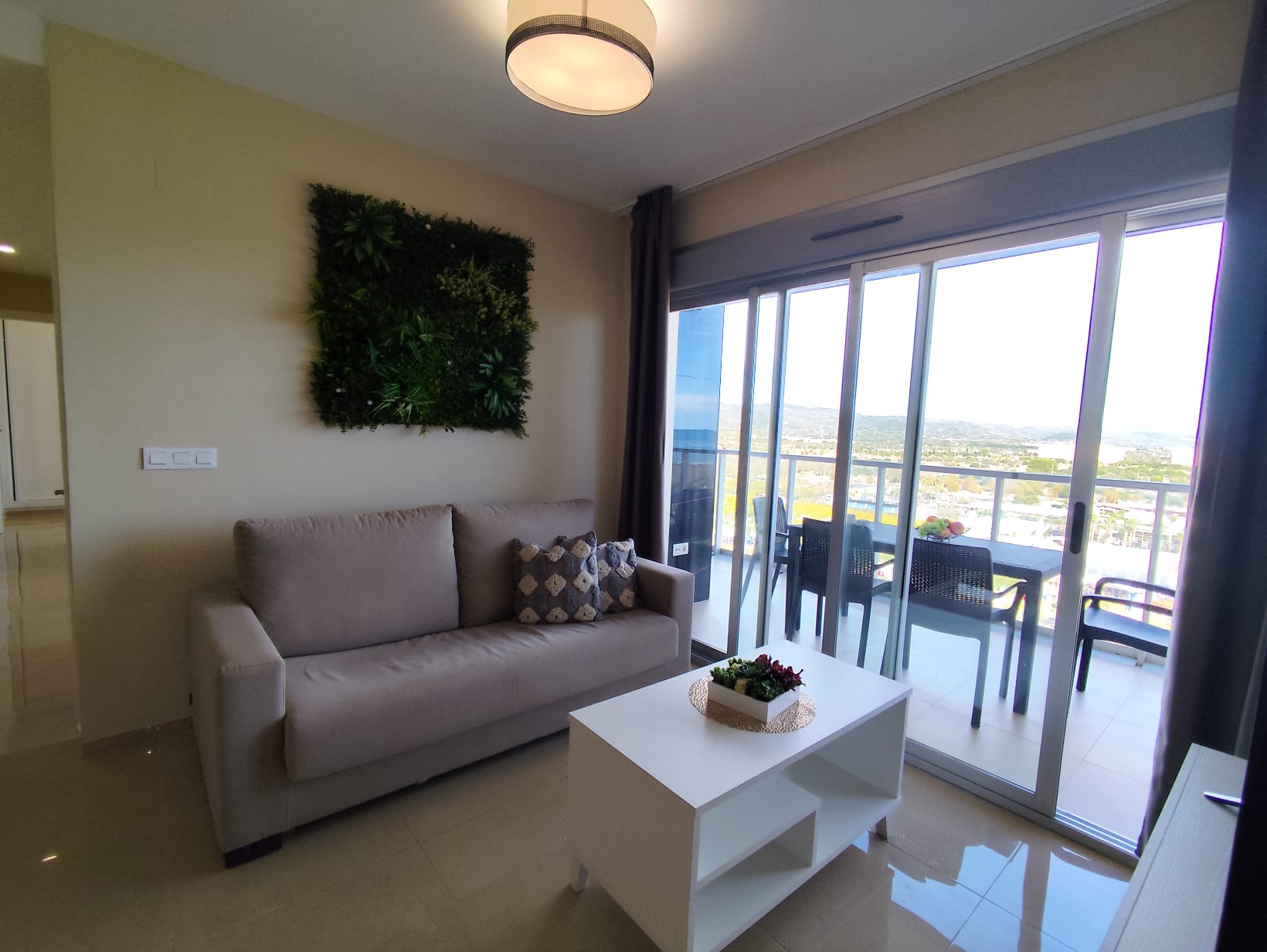 Foto de los apartamentos turísticos Ciudad Jardín 9, de Milion Destiny, en Oropesa del Mar, Castellón.