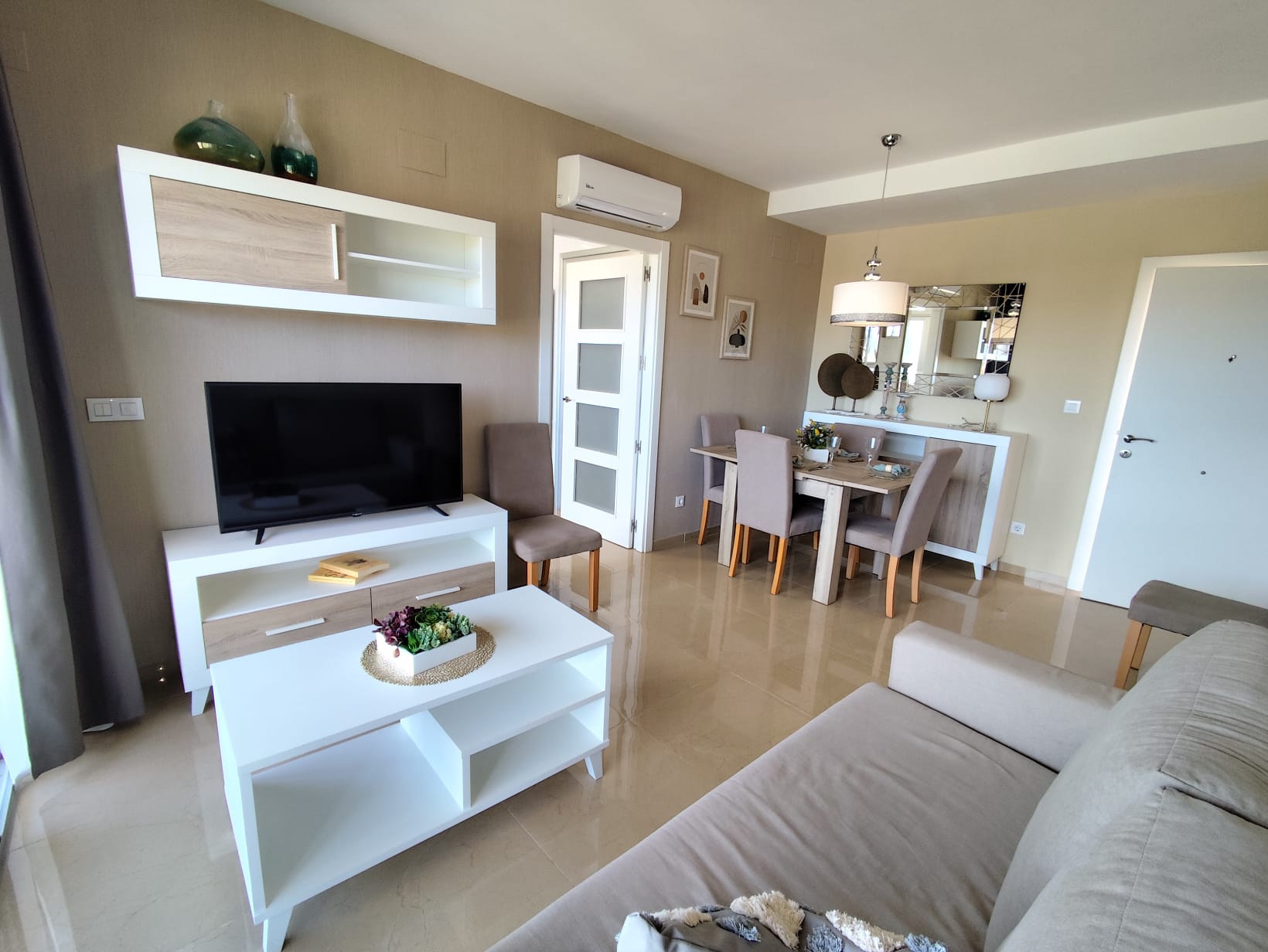 Foto de los apartamentos turísticos Ciudad Jardín 9, de Milion Destiny, en Oropesa del Mar, Castellón.