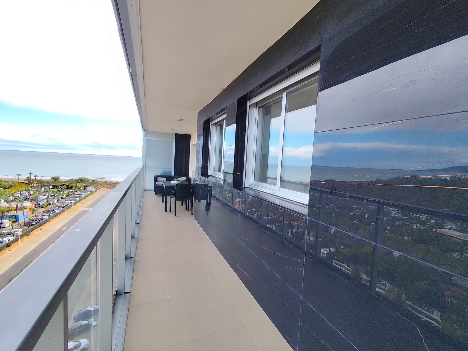 Foto de los apartamentos turísticos Ciudad Jardín 9, de Milion Destiny, en Oropesa del Mar, Castellón.