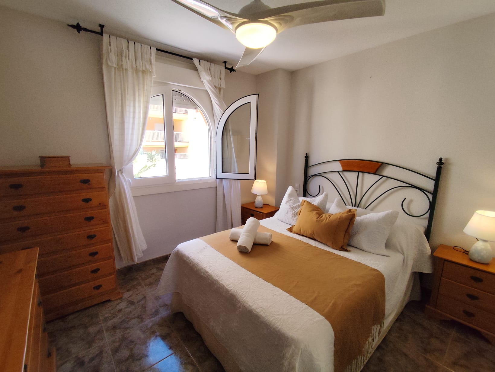 Foto de los apartamentos turísticos Eros, de Milion Destiny, en Oropesa del Mar, Castellón.
