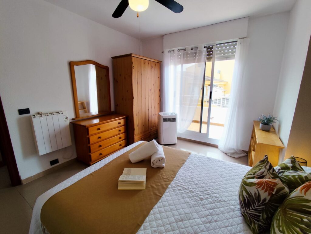 Foto de los apartamentos turísticos Dúplex Montañeta, de Milion Destiny, en Oropesa del Mar, Castellón.