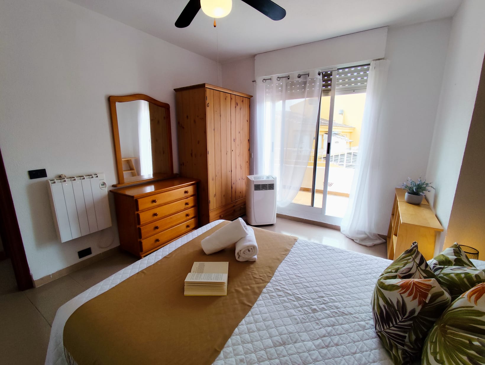 Foto de los apartamentos turísticos Dúplex Montañeta, de Milion Destiny, en Oropesa del Mar, Castellón.