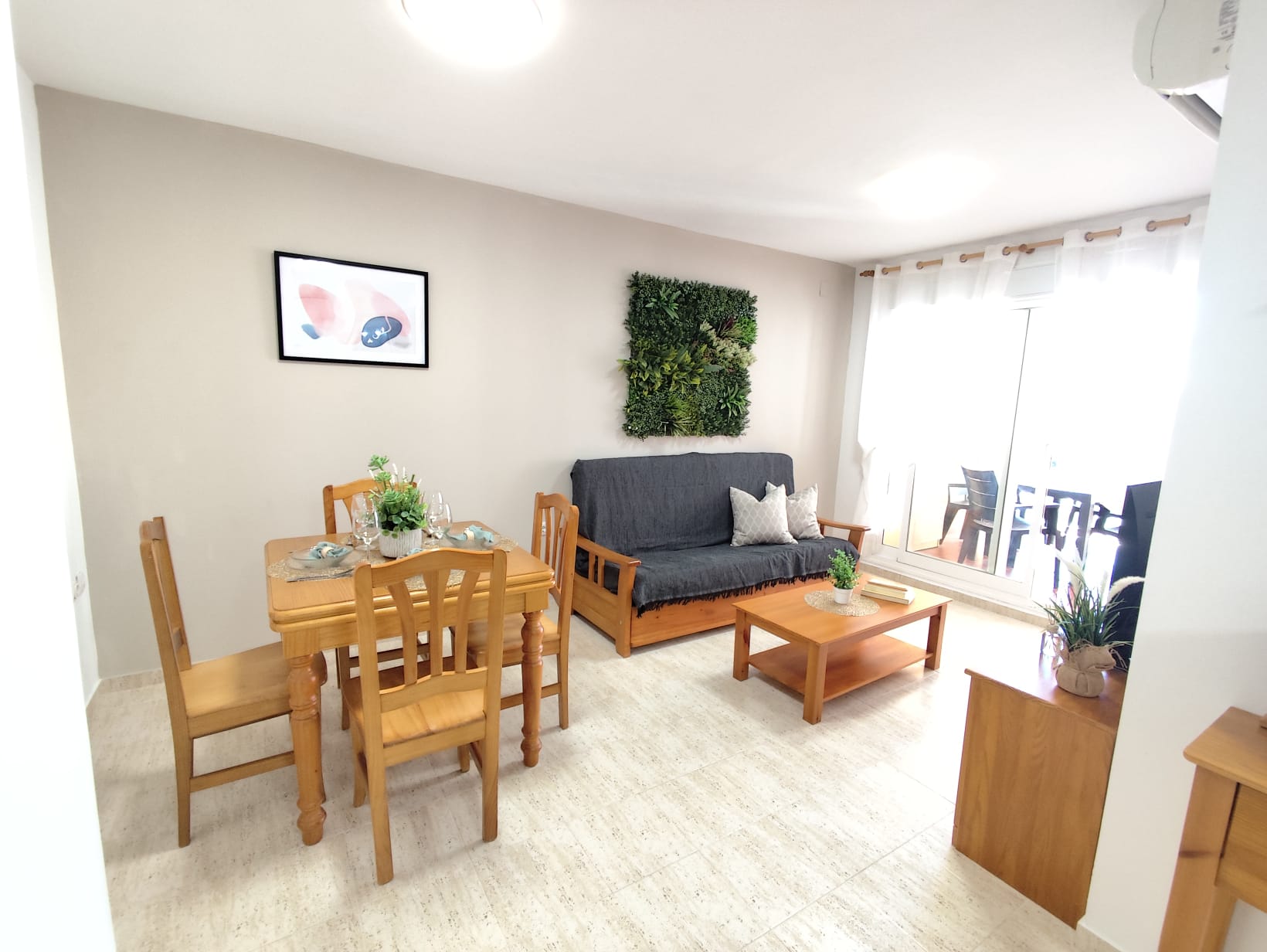 Foto de los apartamentos turísticos Mar de Oropesa, de Milion Destiny, en Oropesa del Mar, Castellón.