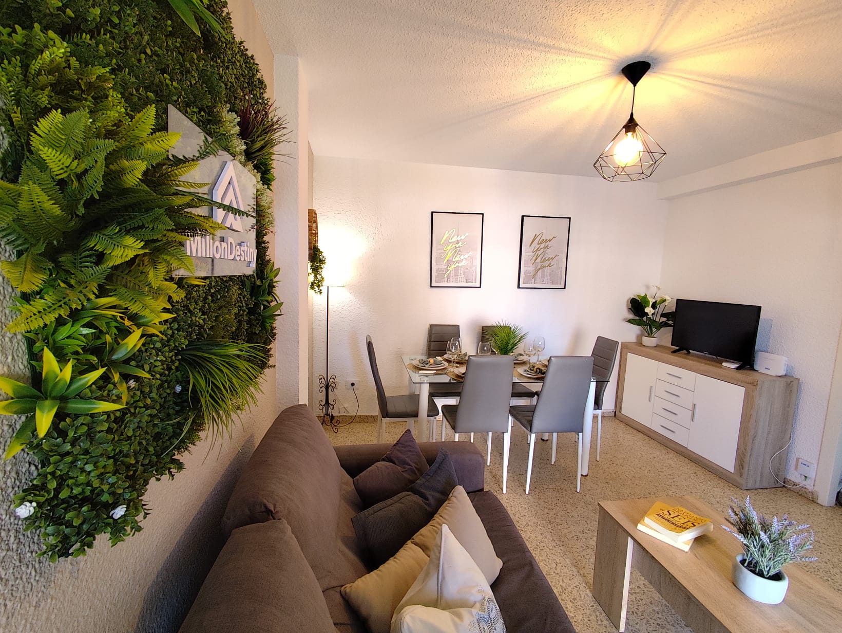 Foto de los apartamentos turísticos Oromar 3, de Milion Destiny, en Oropesa del Mar, Castellón.
