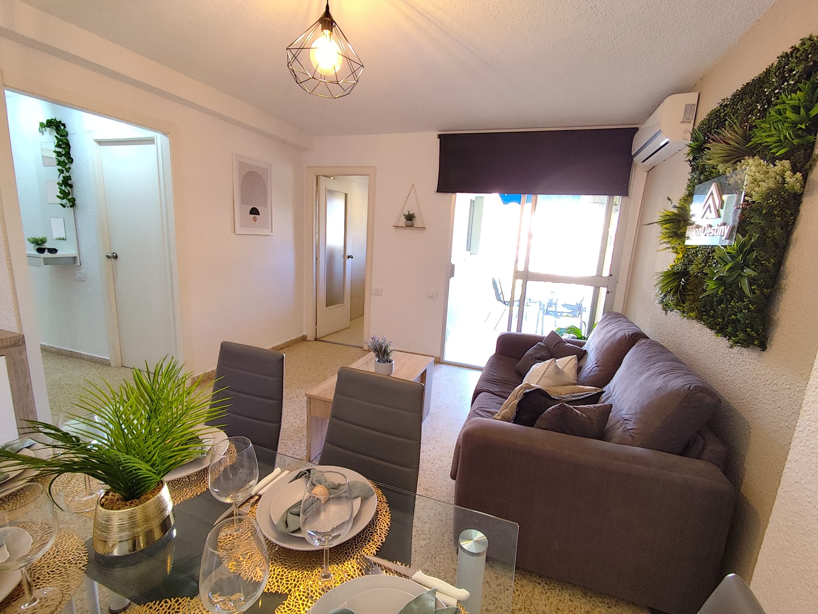 Foto de los apartamentos turísticos Oromar 3, de Milion Destiny, en Oropesa del Mar, Castellón.