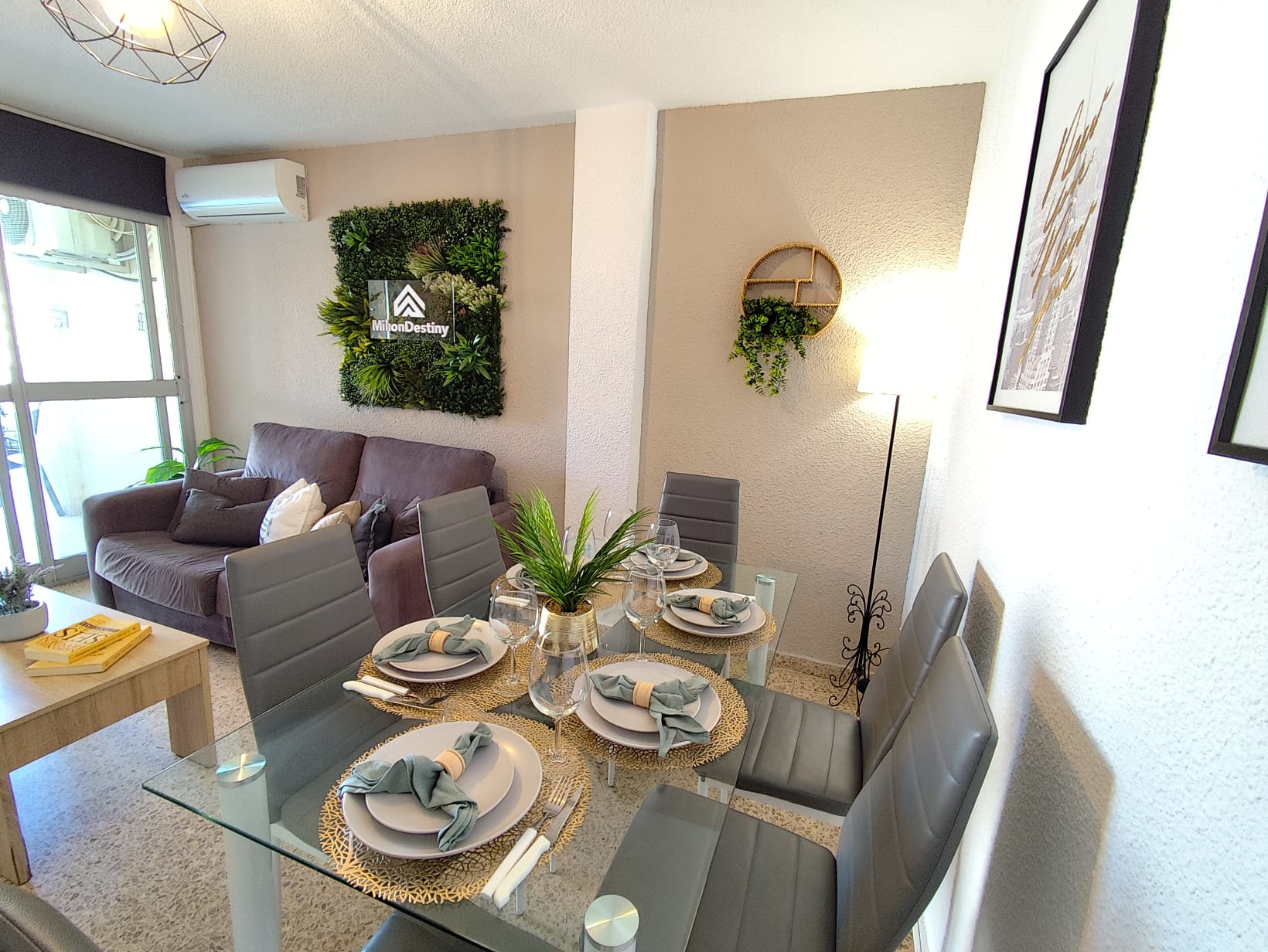 Foto de los apartamentos turísticos Oromar 3, de Milion Destiny, en Oropesa del Mar, Castellón.