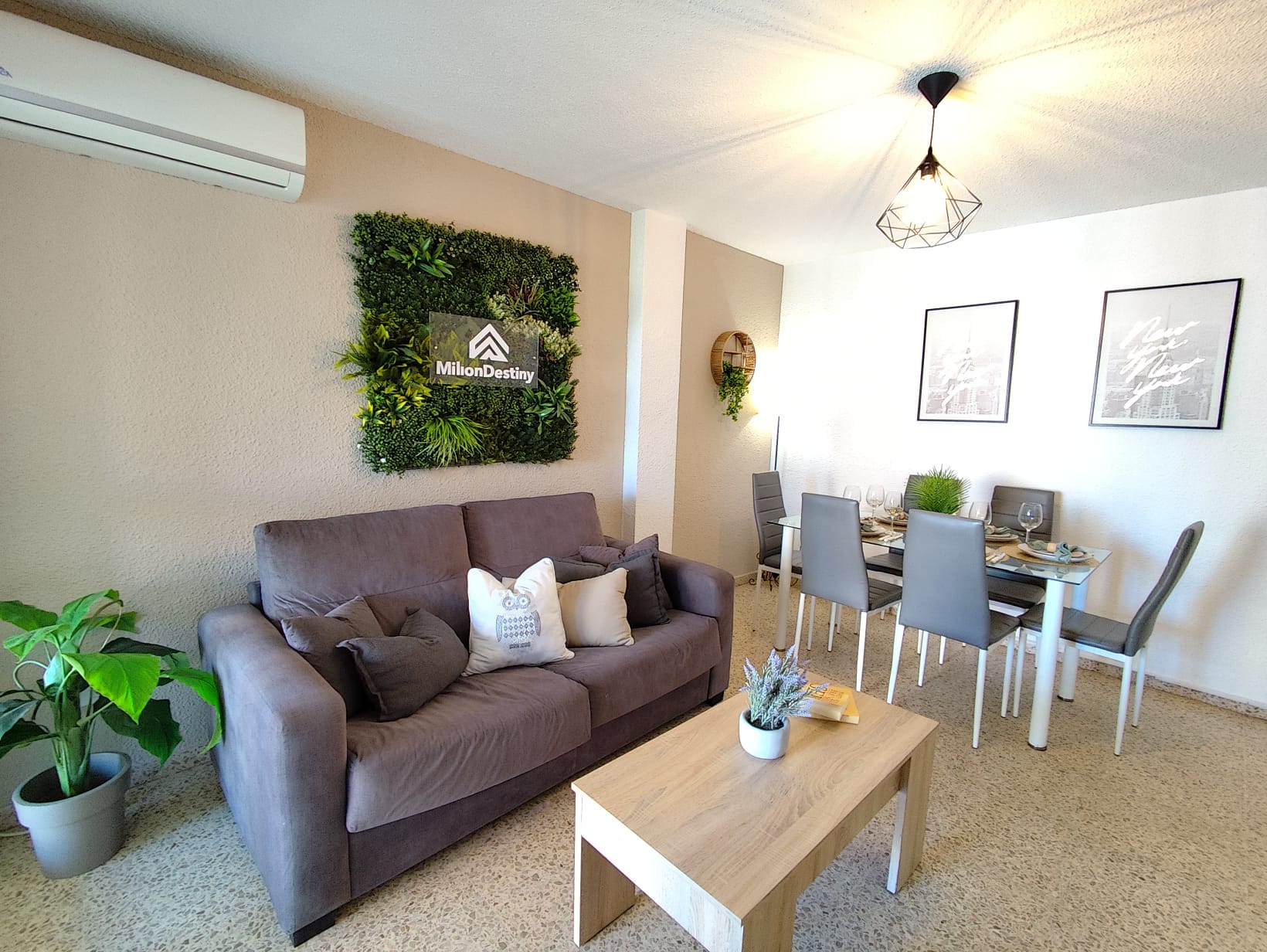 Foto de los apartamentos turísticos Oromar 3, de Milion Destiny, en Oropesa del Mar, Castellón.