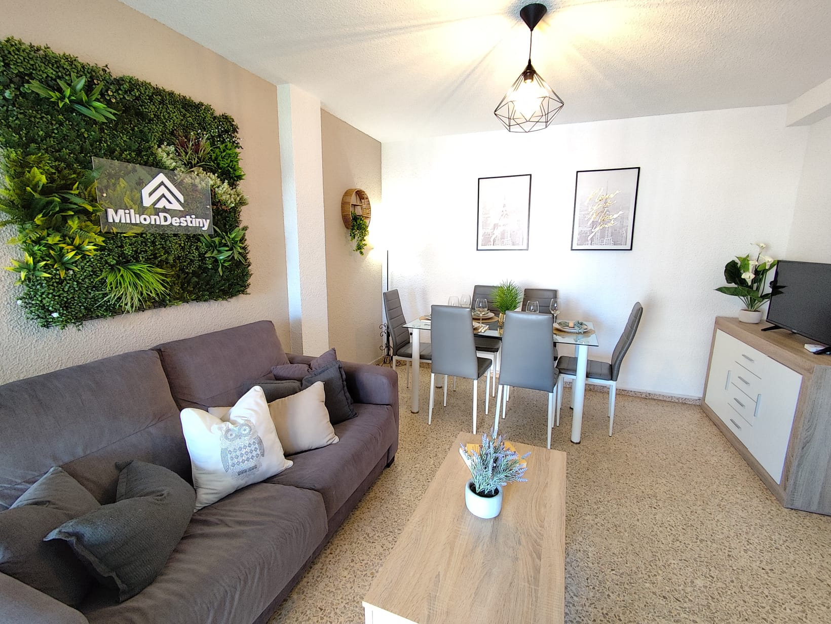 Foto de los apartamentos turísticos Oromar 3, de Milion Destiny, en Oropesa del Mar, Castellón.