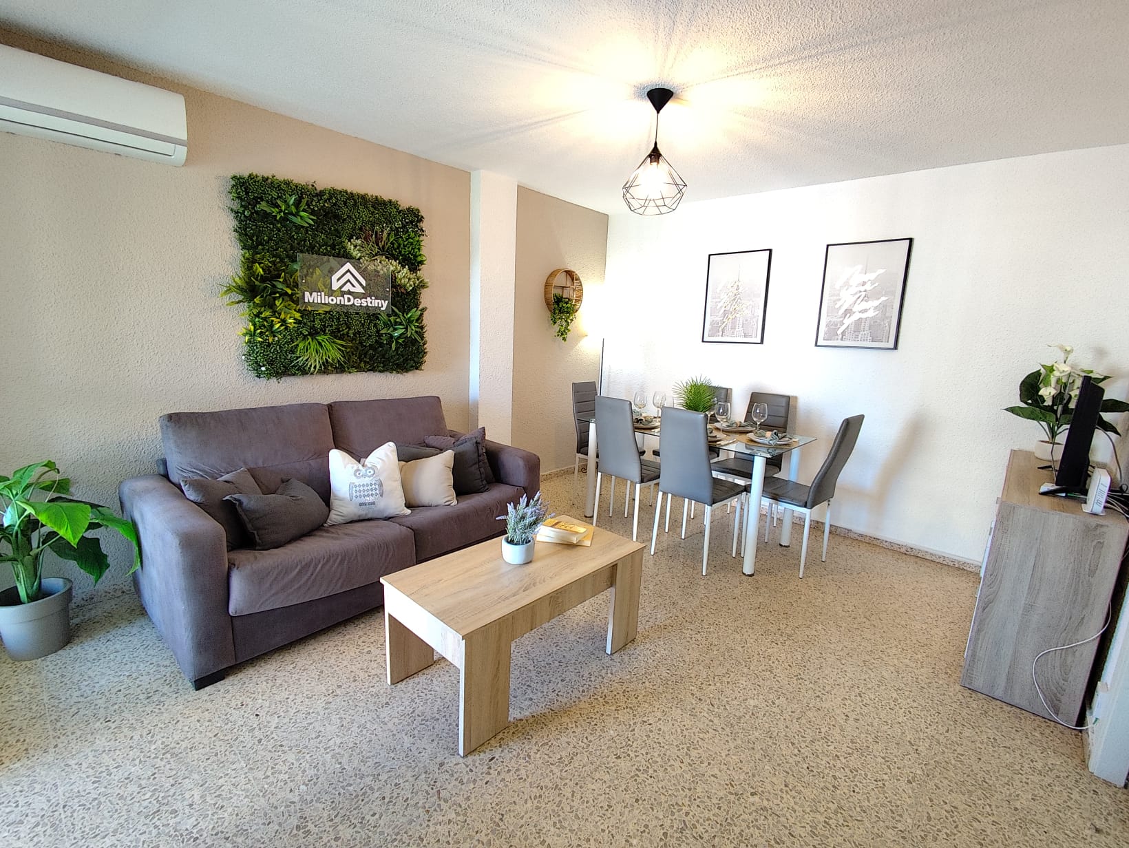 Foto de los apartamentos turísticos Oromar 3, de Milion Destiny, en Oropesa del Mar, Castellón.