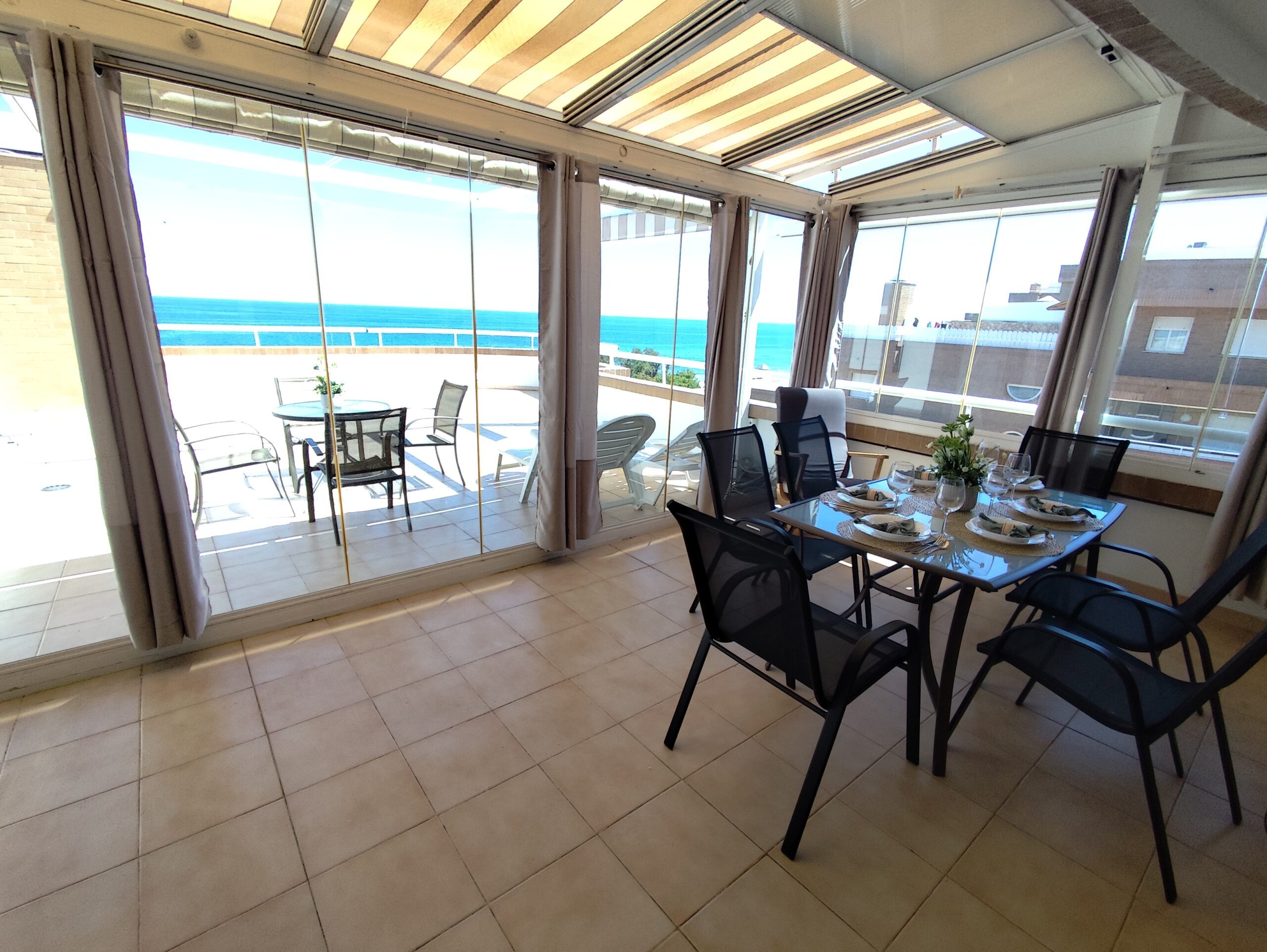 Foto de los apartamentos turísticos Costa Marina, de Milion Destiny, en Oropesa del Mar, Castellón.