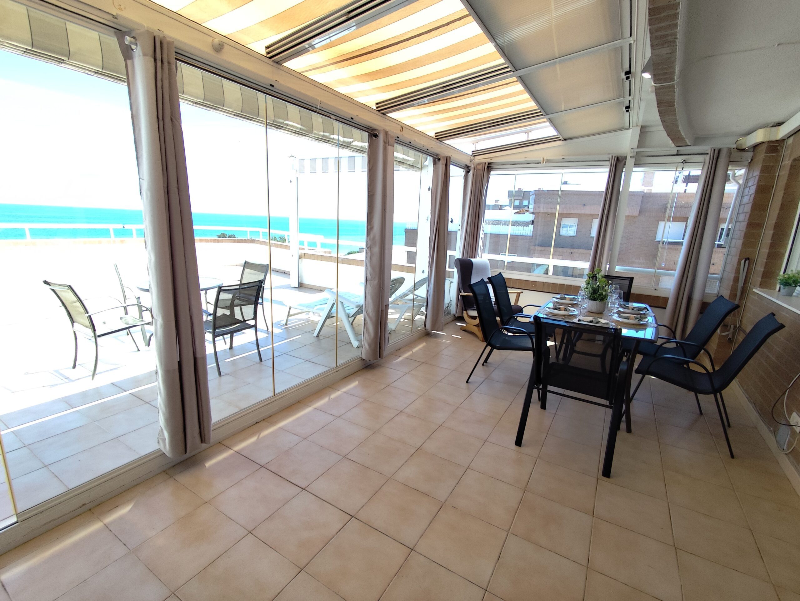 Foto de los apartamentos turísticos Costa Marina, de Milion Destiny, en Oropesa del Mar, Castellón.