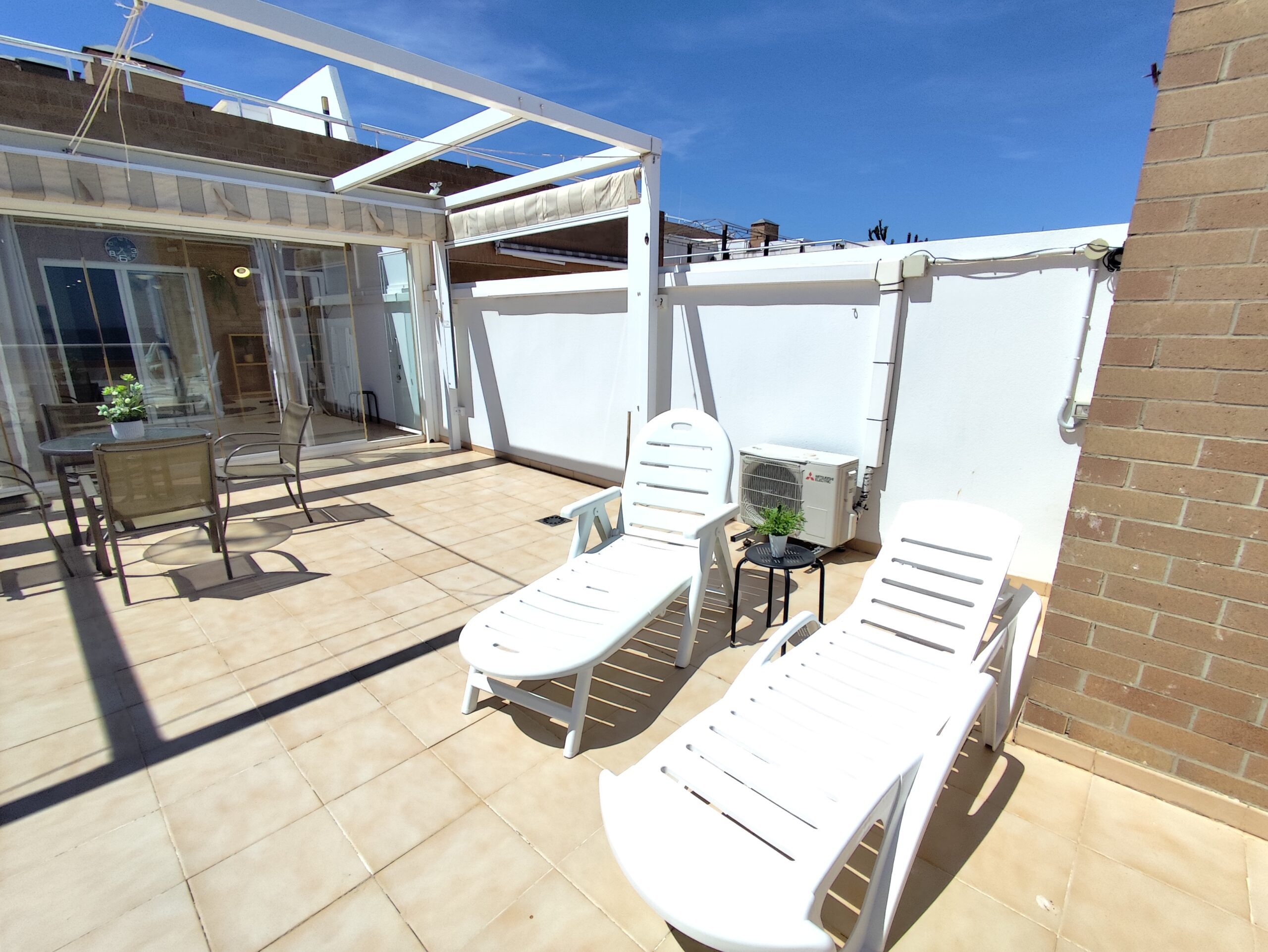 Foto de los apartamentos turísticos Costa Marina, de Milion Destiny, en Oropesa del Mar, Castellón.