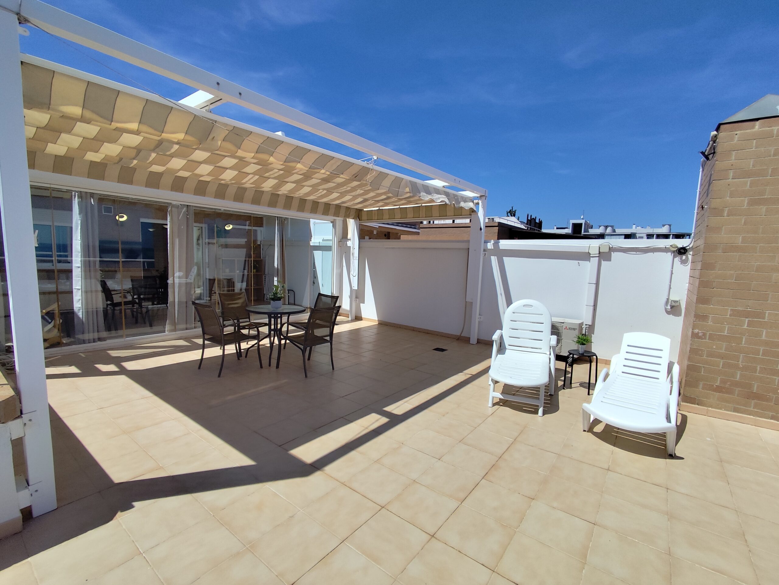 Foto de los apartamentos turísticos Costa Marina, de Milion Destiny, en Oropesa del Mar, Castellón.