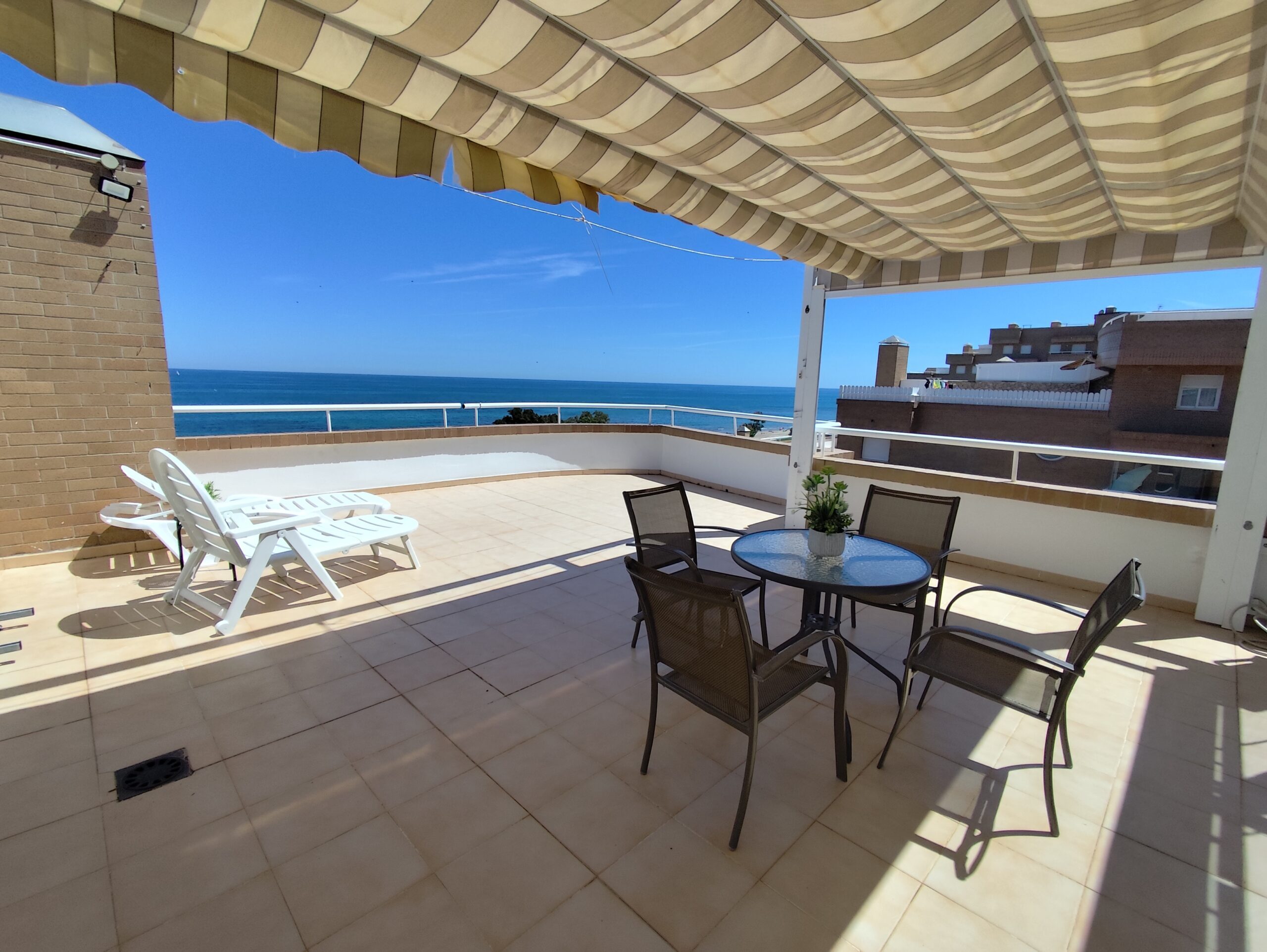 Foto de los apartamentos turísticos Costa Marina, de Milion Destiny, en Oropesa del Mar, Castellón.